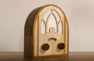 激光切割復(fù)古收音機(jī)，帶你追憶舊時光