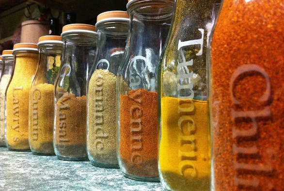 激光打標調(diào)料瓶，讓您的生活有滋有味