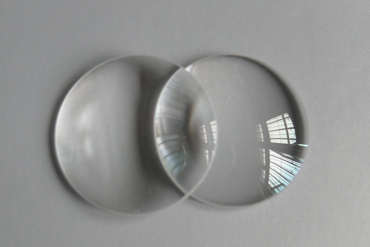 如何選擇激光切割機(jī)的聚焦鏡？